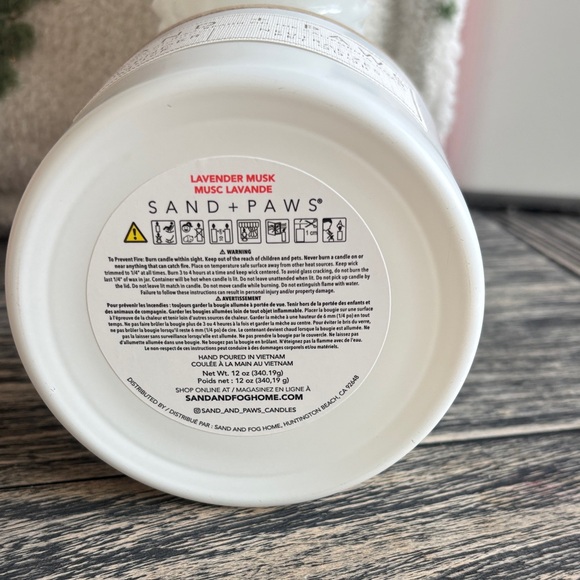 Lavender Musk Candle - Picture 4 of 4